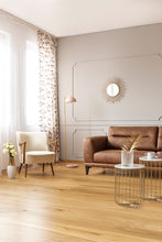 Load image into Gallery viewer, Australian Beech 20.7 SF Box, 9.50/ Square Foot